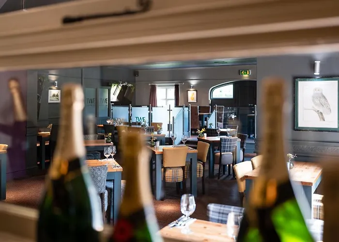 The World'S End - Northampton Hotel Ecton
