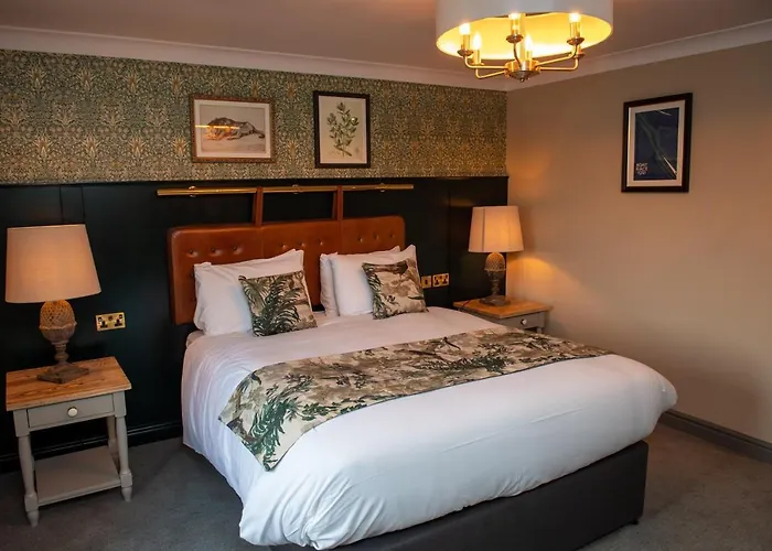 The Red Lion Inn By Chef & Brewer Collection