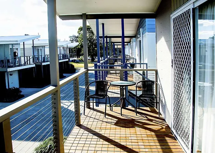 Jervis Bay Holiday Cabins In Sussex Inlet