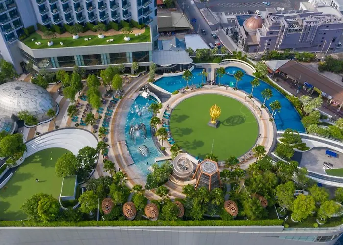Grande Centre Point Pattaya Hotel