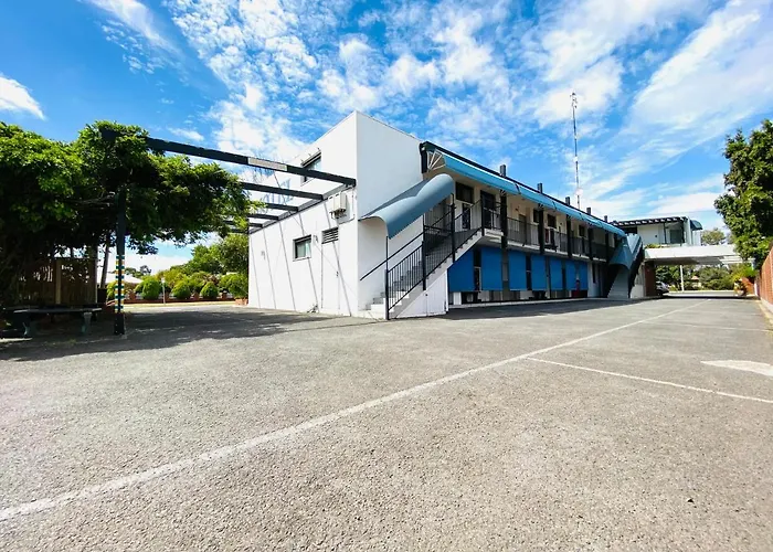 Connells Motel & Serviced Apartments