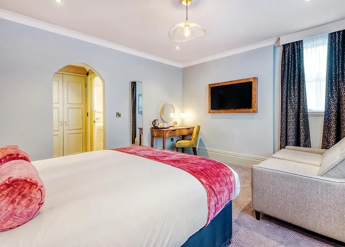 The Hand & Sceptre By Innkeeper'S Collection Southborough