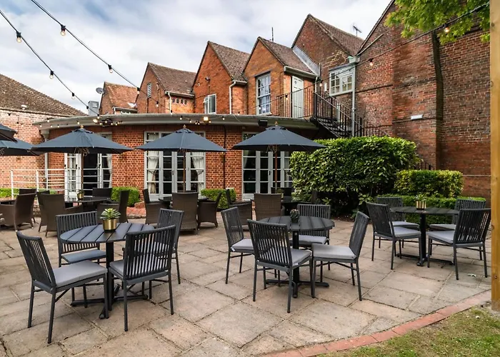 The Bell By Innkeeper'S Collection Aston Clinton