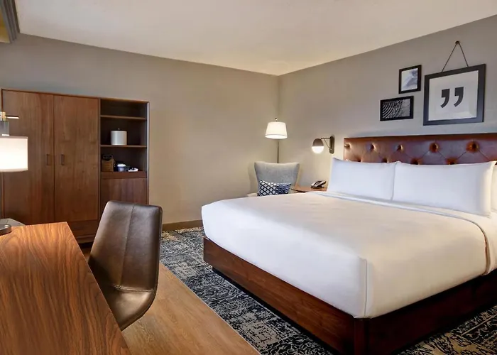 Four Points By Sheraton Boston Newton