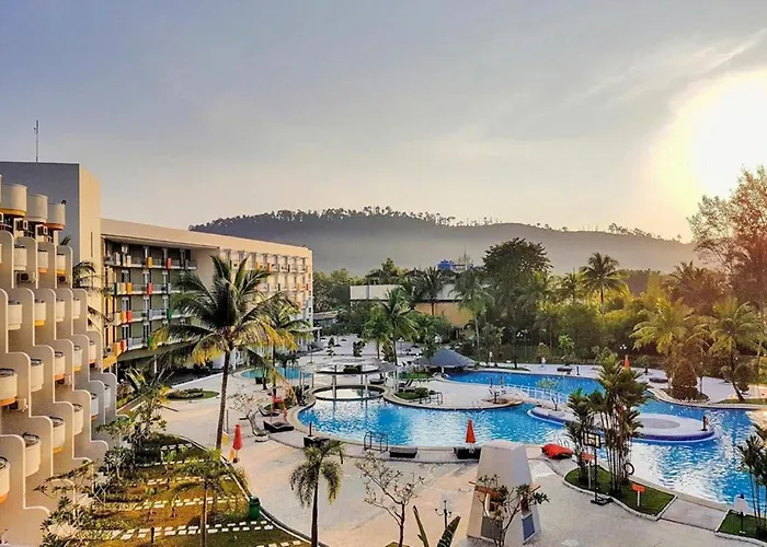 Harris Resort Batam Waterfront Sekupang
