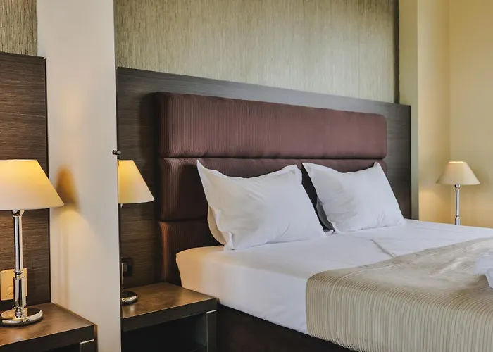 Rapo'S Resort Hotel Himare