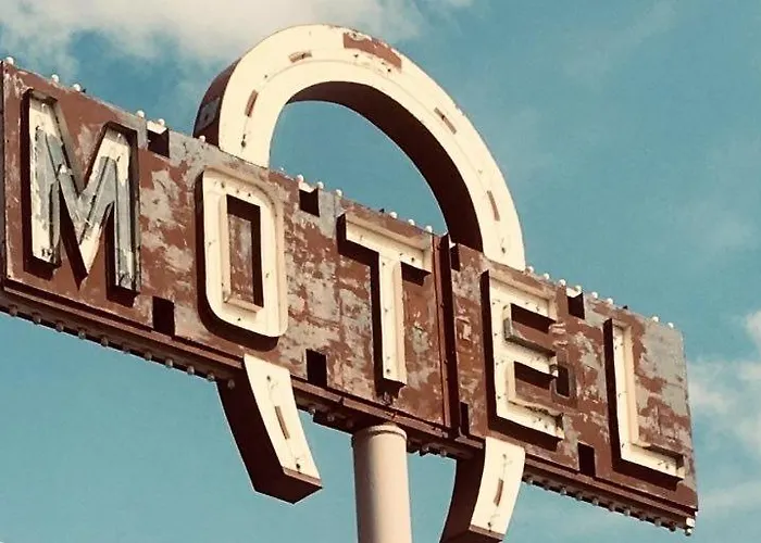 Horseshoe Bend Motel Lovell
