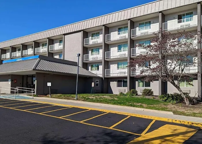 Motel 6-, Ma - Boston North