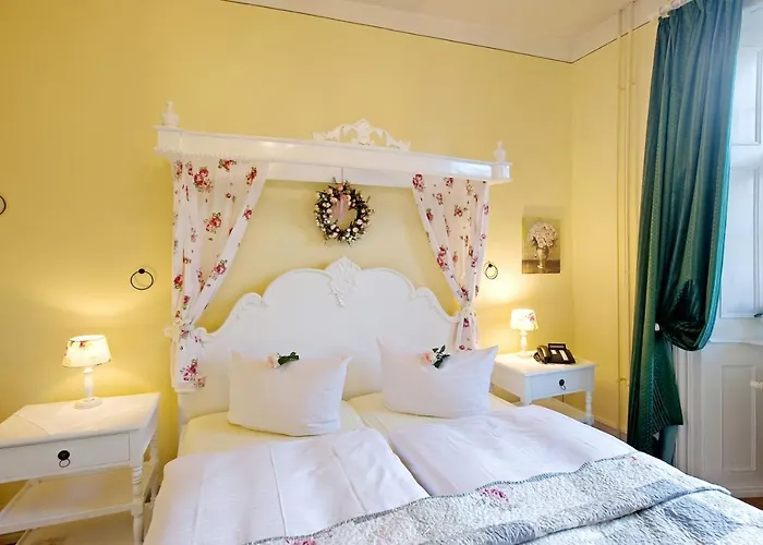 SchlossHOTELGedern