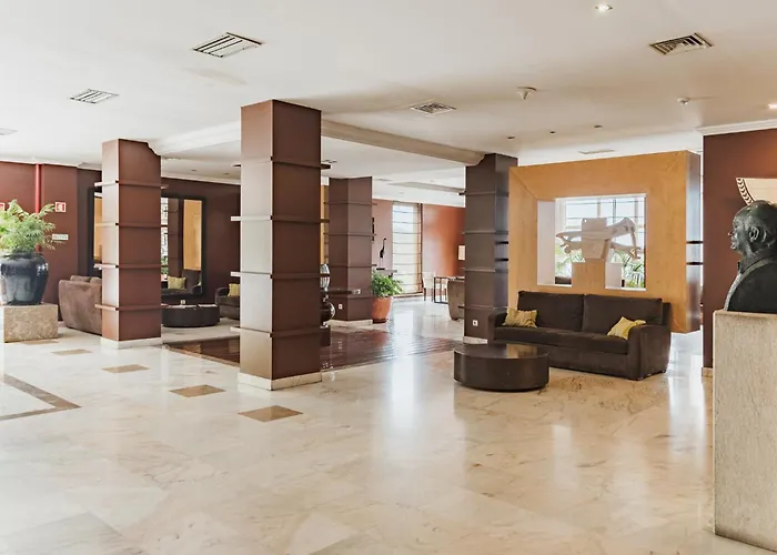 Amazonia Jamor Hotel Linda-a-Pastora