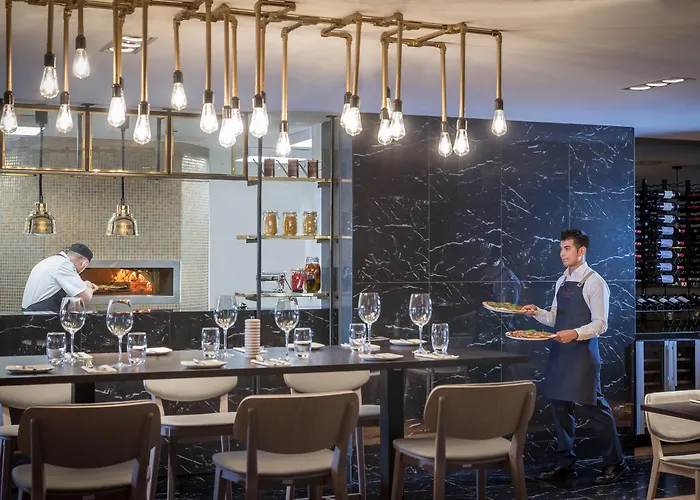 Clayton Hotel Dublin Airport