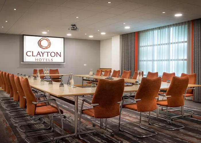 Clayton Hotel Dublin Airport