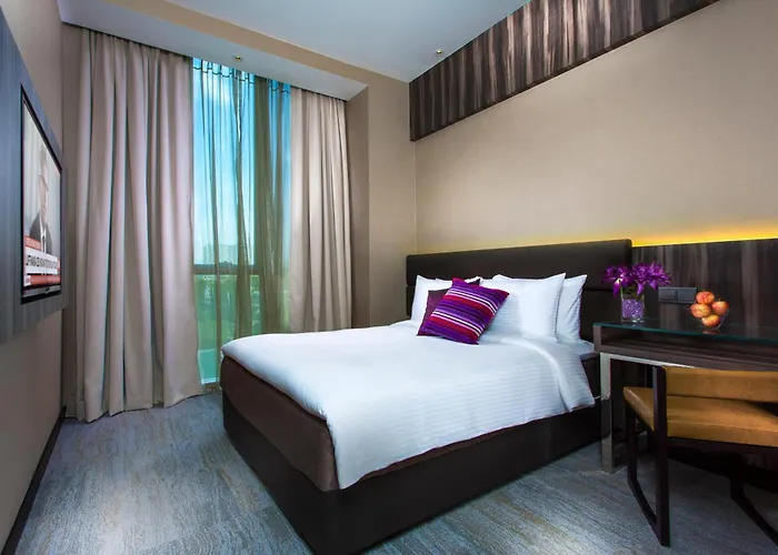 Aqueen Hotel Paya Lebar