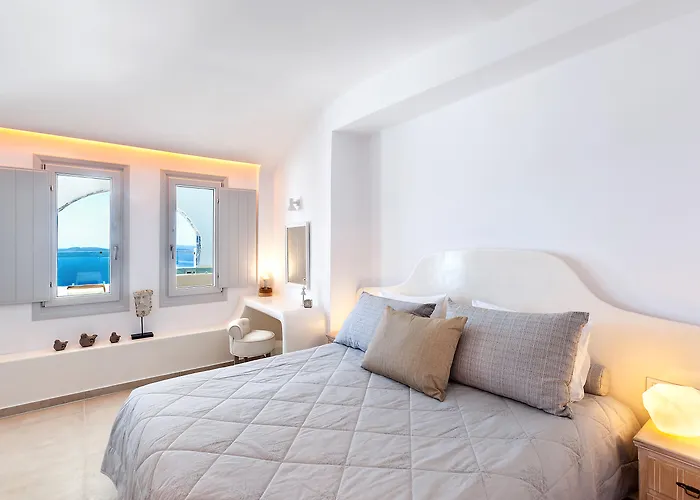 Santorini Secret Premium Hotel Oia 