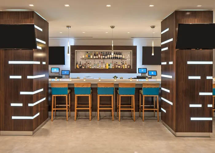 Doubletree By Hilton Miami North I-95 Hotel Miami Shores