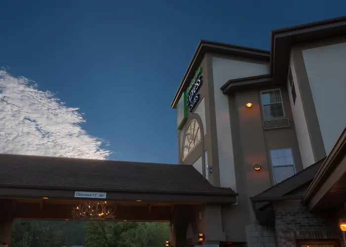 Comfort Inn & Suites Mt Rushmore
