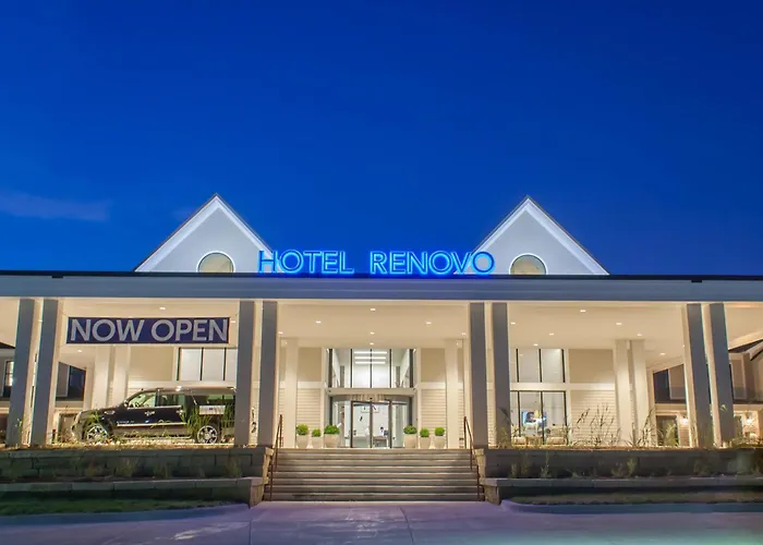 Hotel Renovo Des Moines Urbandale,Tapestry Collection Hilton
