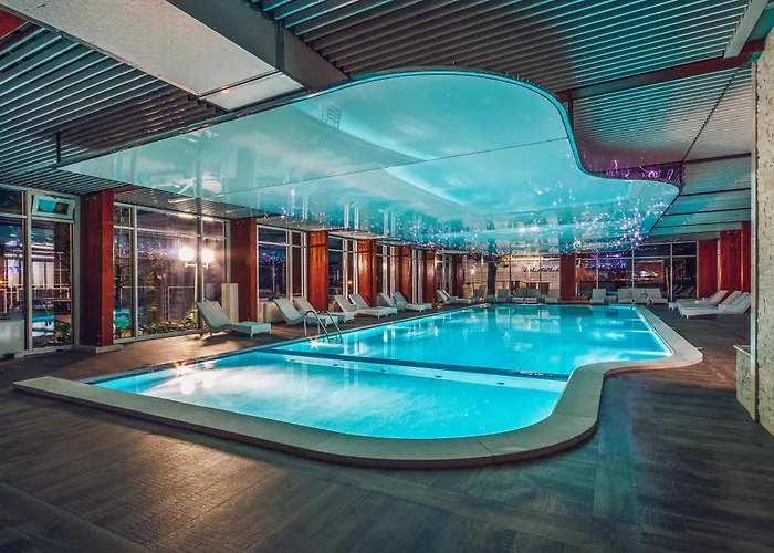 Carine Hotel Delfin Bijela