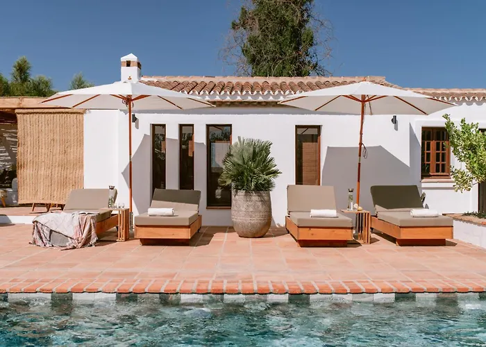 San Roque Suites De Monda