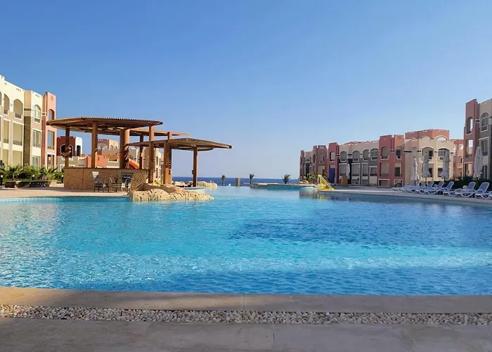 Oyster Bay Beach Resort - Luxury Serviced Condo Marsa Alam