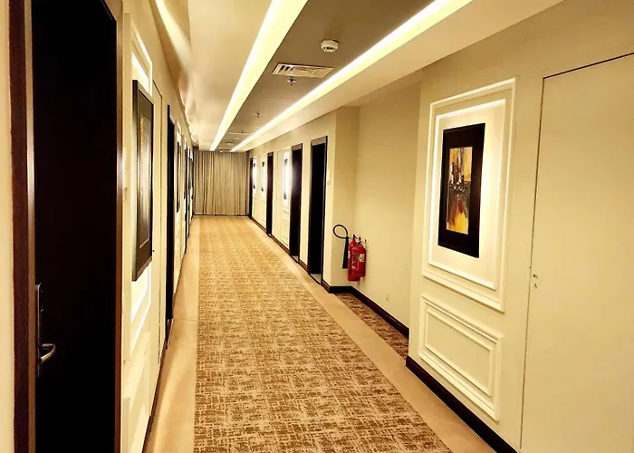Best Western Premier Gulberg