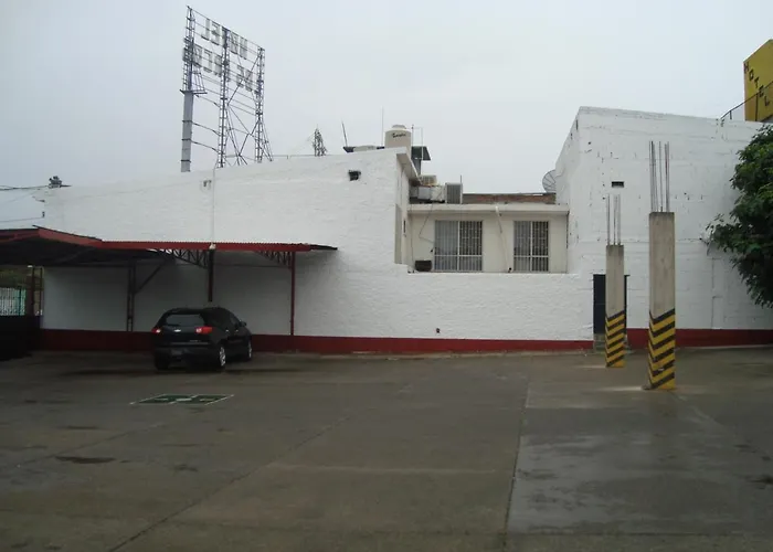 Hotel Los Arcos