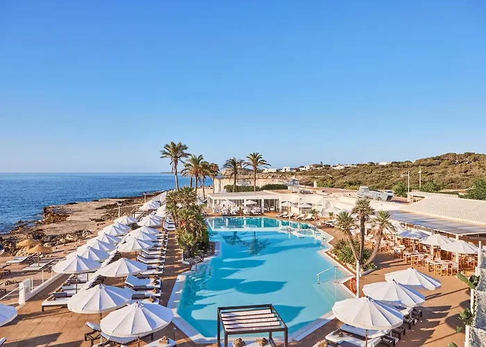Hotel Aluasoul Menorca - Adults Only à S'Algar