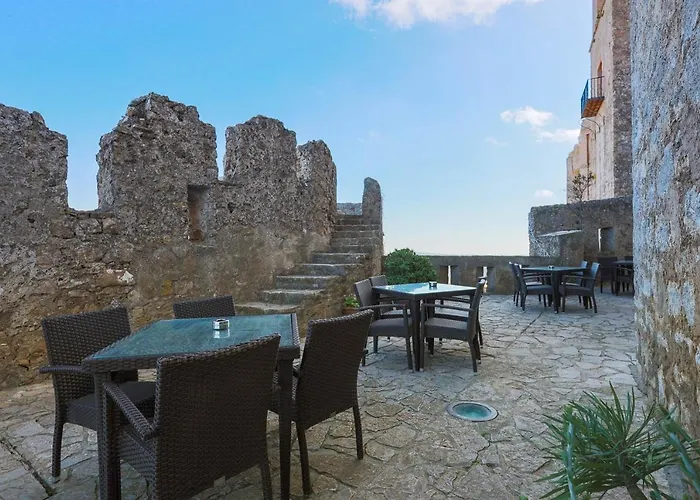 TUGASA Hotel Castillo de Castellar