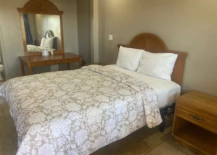 Apple Valley Motel