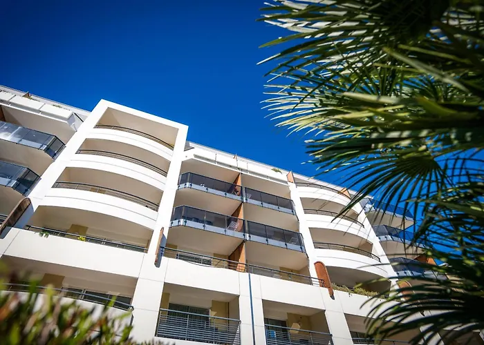 Nemea Appart Hotel Le Lido Cagnes Sur Mer
