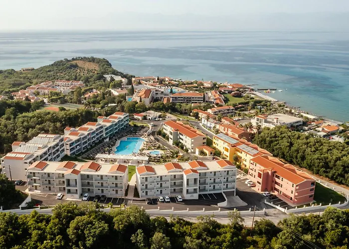 Robolla Beach Aparthotel