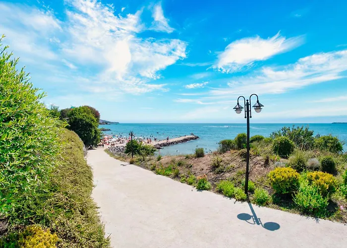 Premier Fort Beach