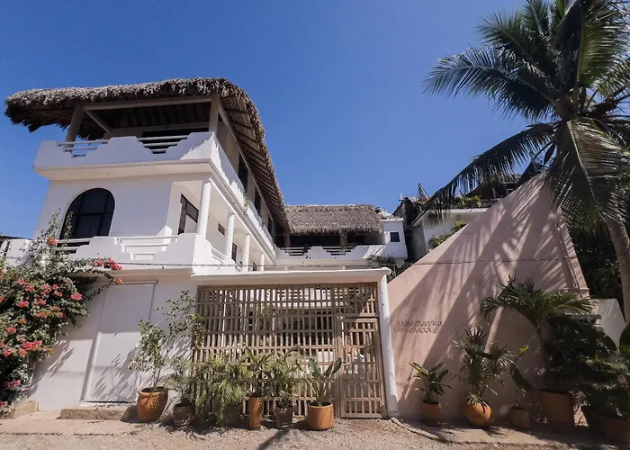 La Punta Rooms