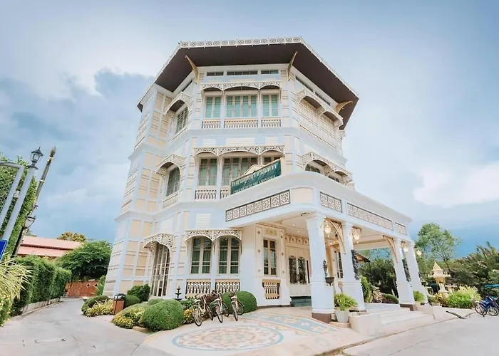 Chuchaiburi Sri Amphawa