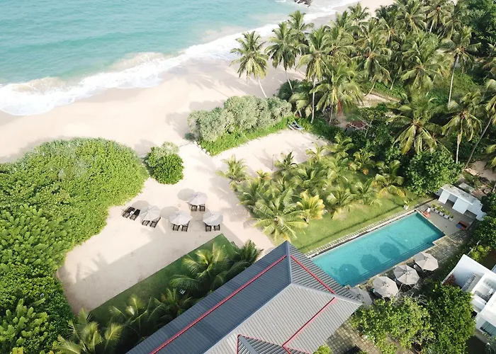 Aavya Cove Villas By Aahaasa