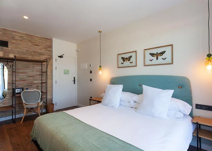 Duruelo Mountain Suites
