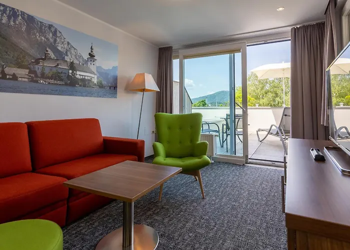 Seehotel im Weyer