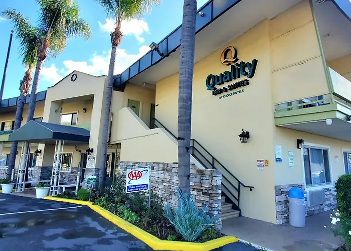 Quality Inn & Suites Anaheim At The Park