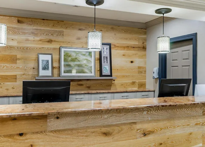 Country Inn & Suites By Radisson, Tampa Airport North, Fl West Chase