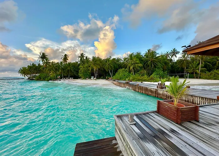 Fiyavalhu Resort Maldives