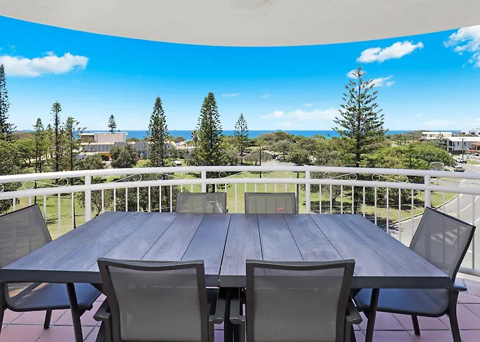 Beachside Resort Kawana Waters Buddina