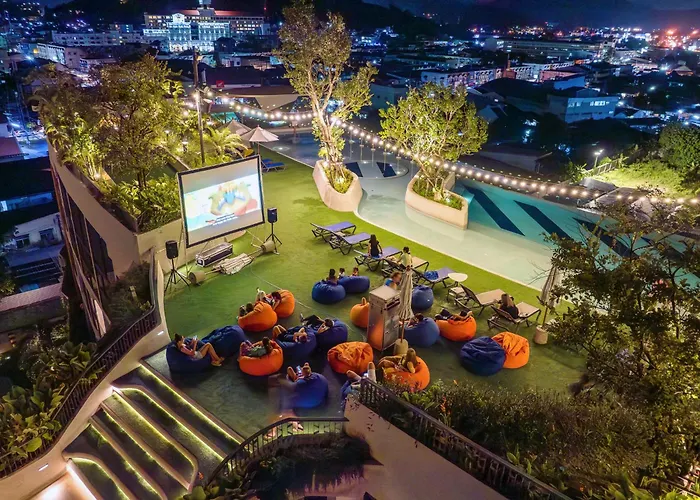Homa Phuket Town Hotel