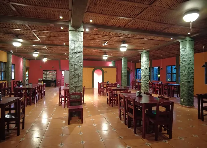 El Castillo De Piedra