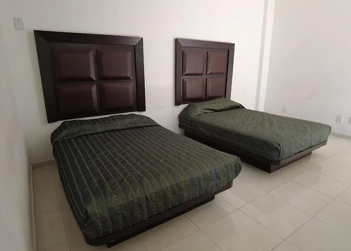 Hotel O Puente
