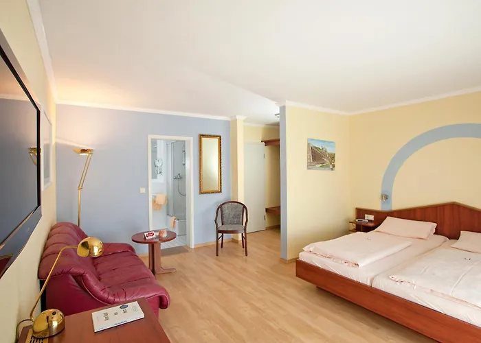 Land-gut-Hotel BurgBlick