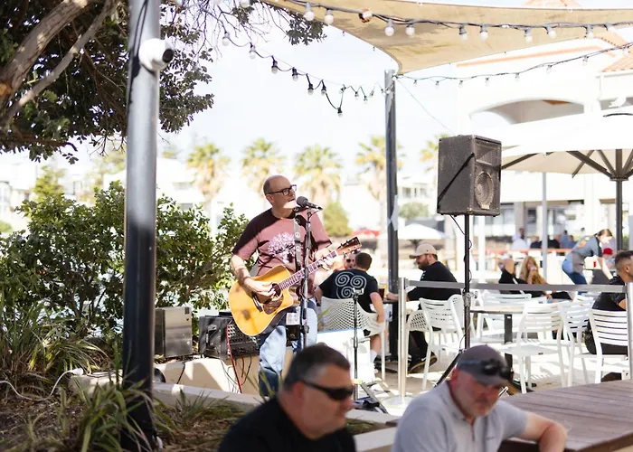 The Marina Hotel - Mindarie