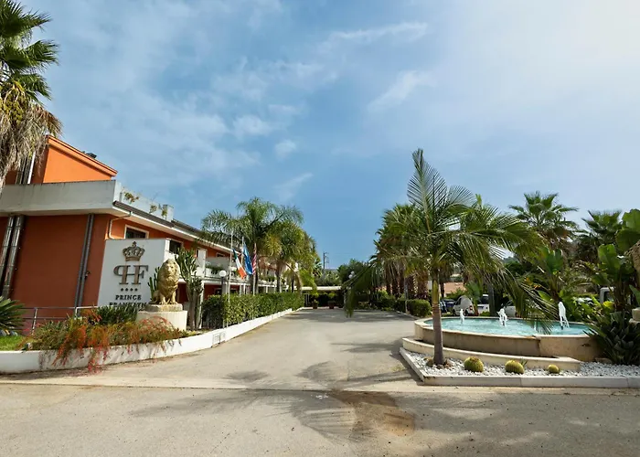 Prince Franklyn Hotel