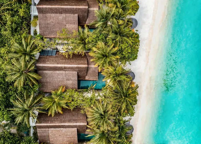 Ozen Life Maadhoo Hotel Maadhoo 