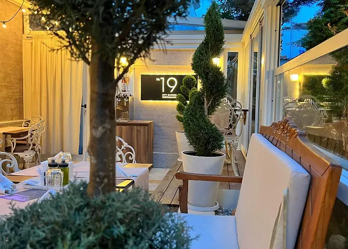 Residence City Garden: Excellence-Awarded Five-Star Urban Retreat