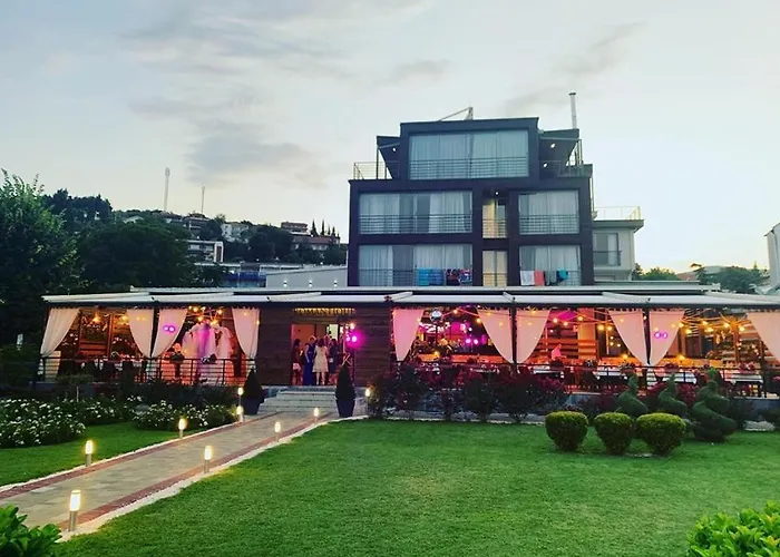 Romantique Dojran Hotel